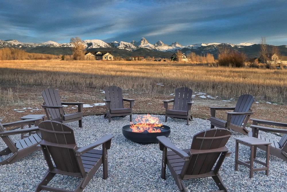 Luxe Tetonia Home with Tetons View, Close to Skiing!